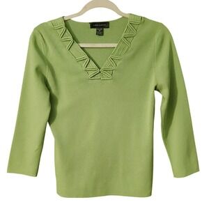 Cable & Gauge Women's Lime Green V-Neck 3/4 Sleeve Knit Top M